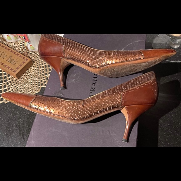 Prada pumps - Picture 8 of 8